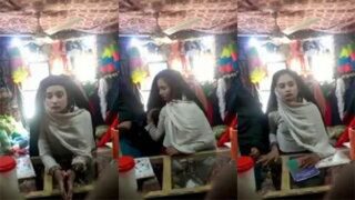 Desi Girl Boobs Sucking Fingered By Shopkeeper – fsiblog xxx